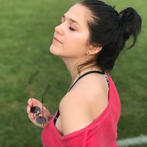 Meet your Posher, Ivana